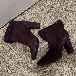 Gorgeous purple DKNY booties